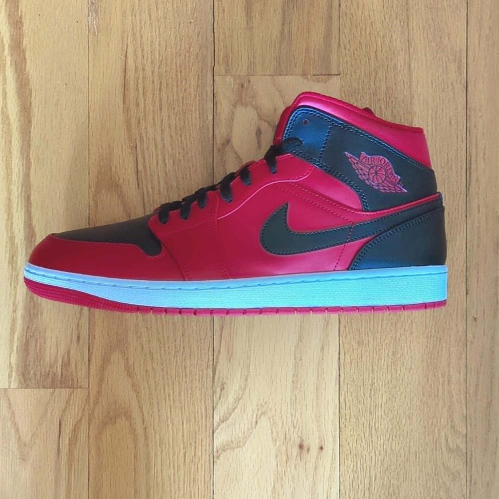 Air Jordan 1 MID Gym Red / Black White Size 12.5 NEW In box (no paper)